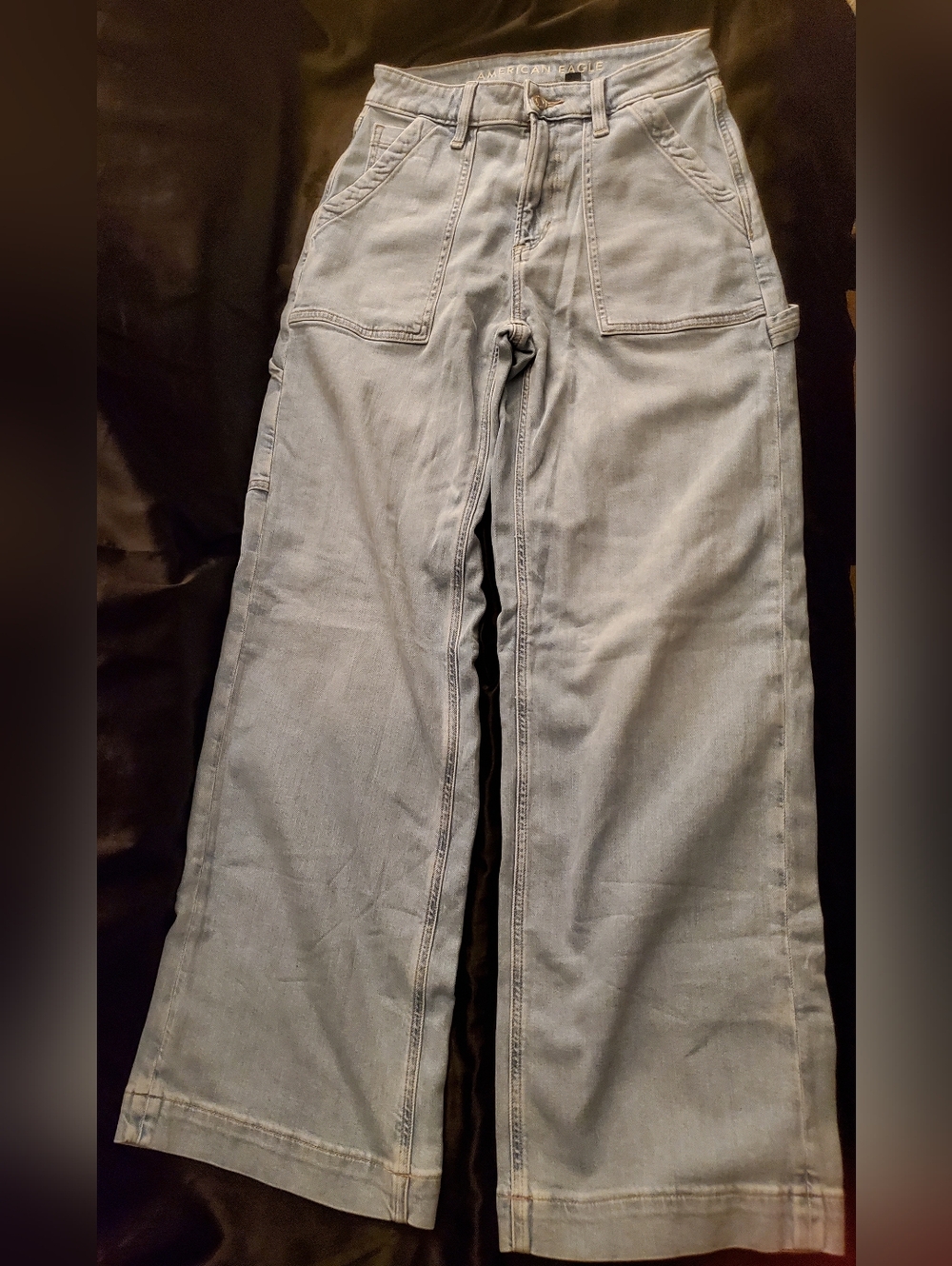 American Eagle Outfitters Light Wash Wide-Leg Jeans